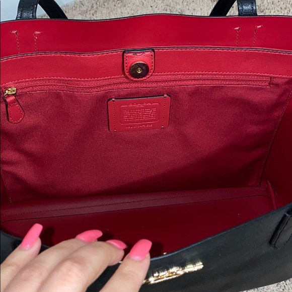 Coach tote - Picture 6 of 11